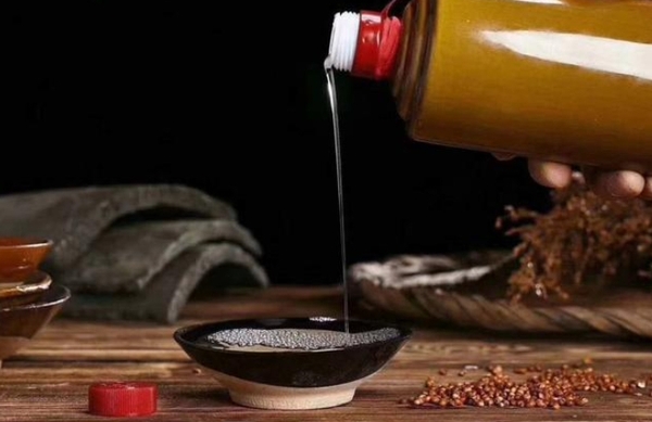 定制酒市場增量策略：從消費(fèi)場景細(xì)分到品牌聯(lián)名開發(fā)的實(shí)戰(zhàn)模型