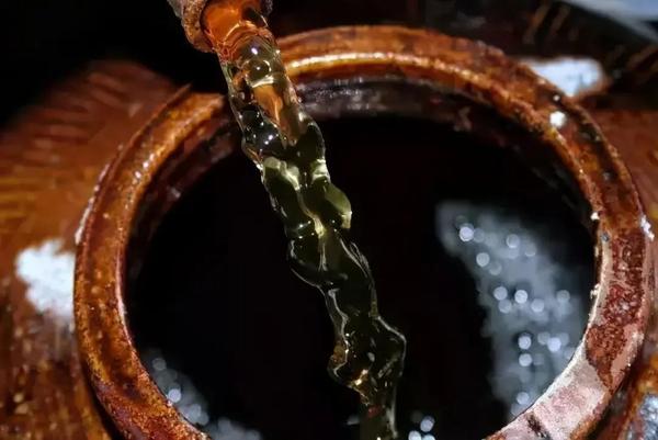 如何成为茅台镇酱香型白酒的代理